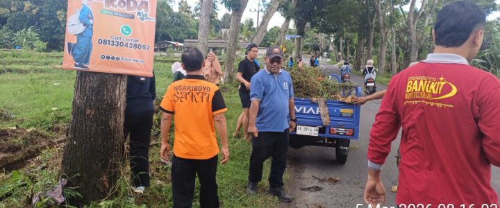 Kerja Bakti dalam Rangka Pembersihan Saluran Irigasi di Desa Nagriboyo